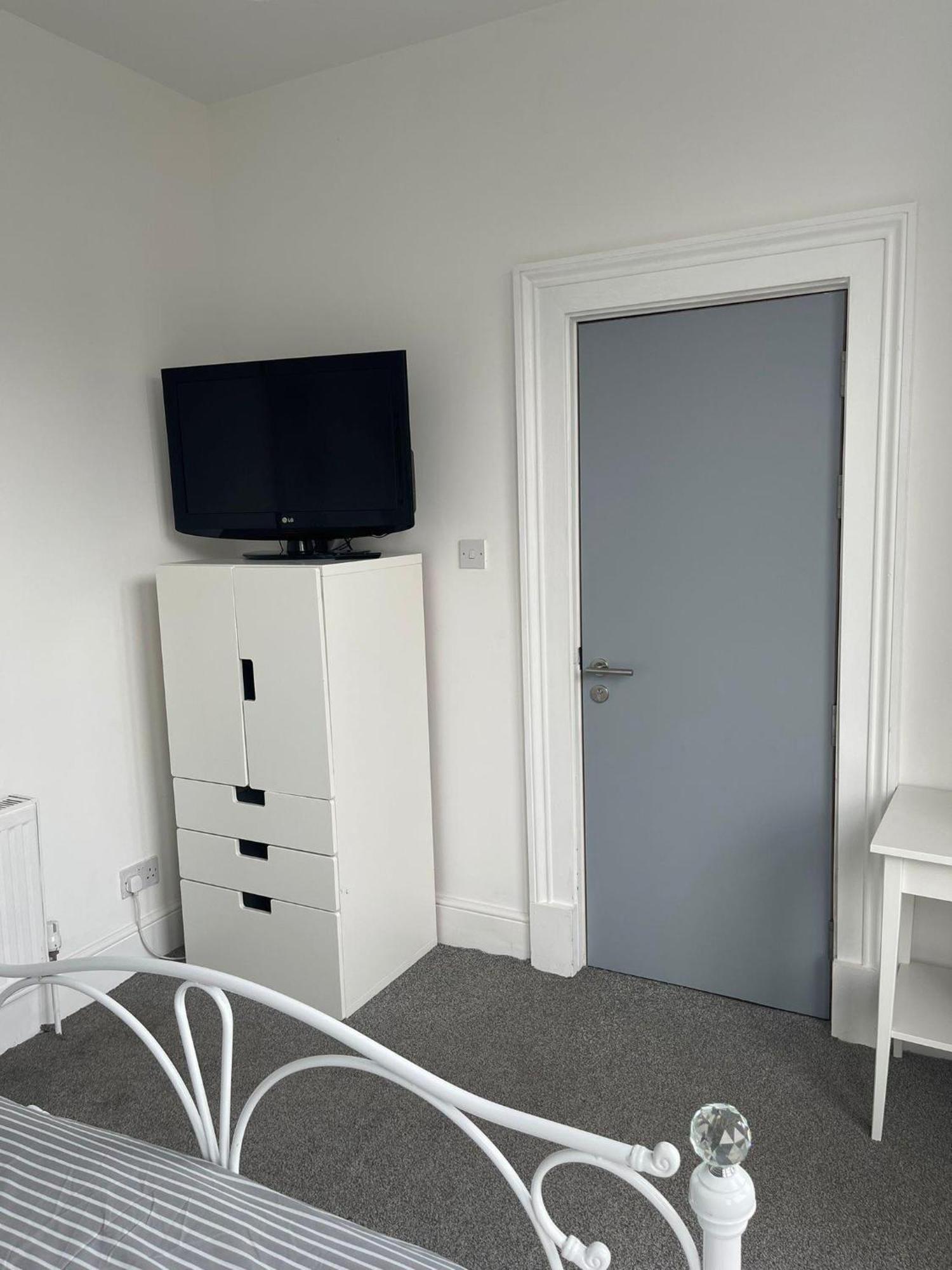 Boutique Rooms بيركينهيد المظهر الخارجي الصورة