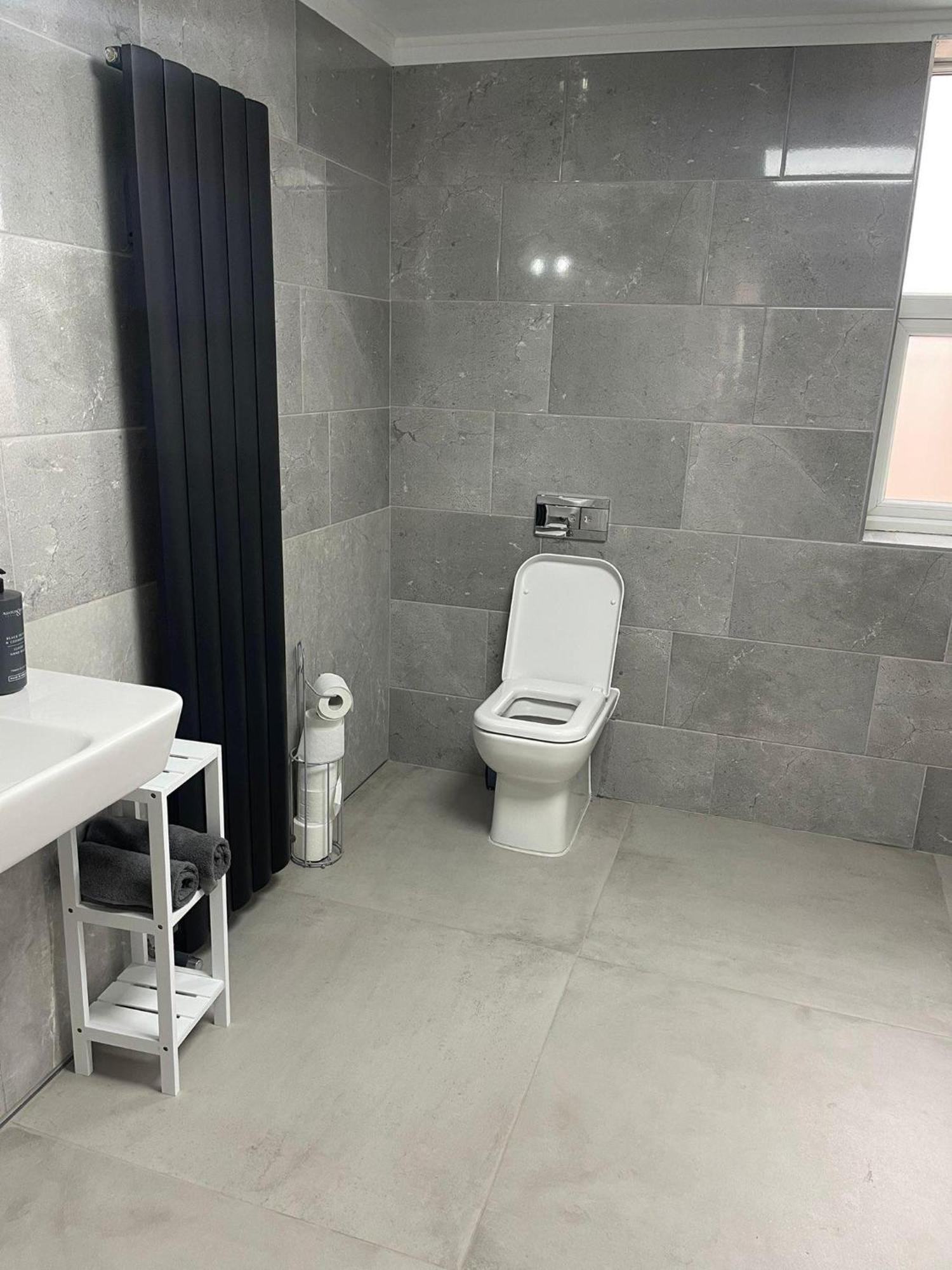 Boutique Rooms بيركينهيد المظهر الخارجي الصورة