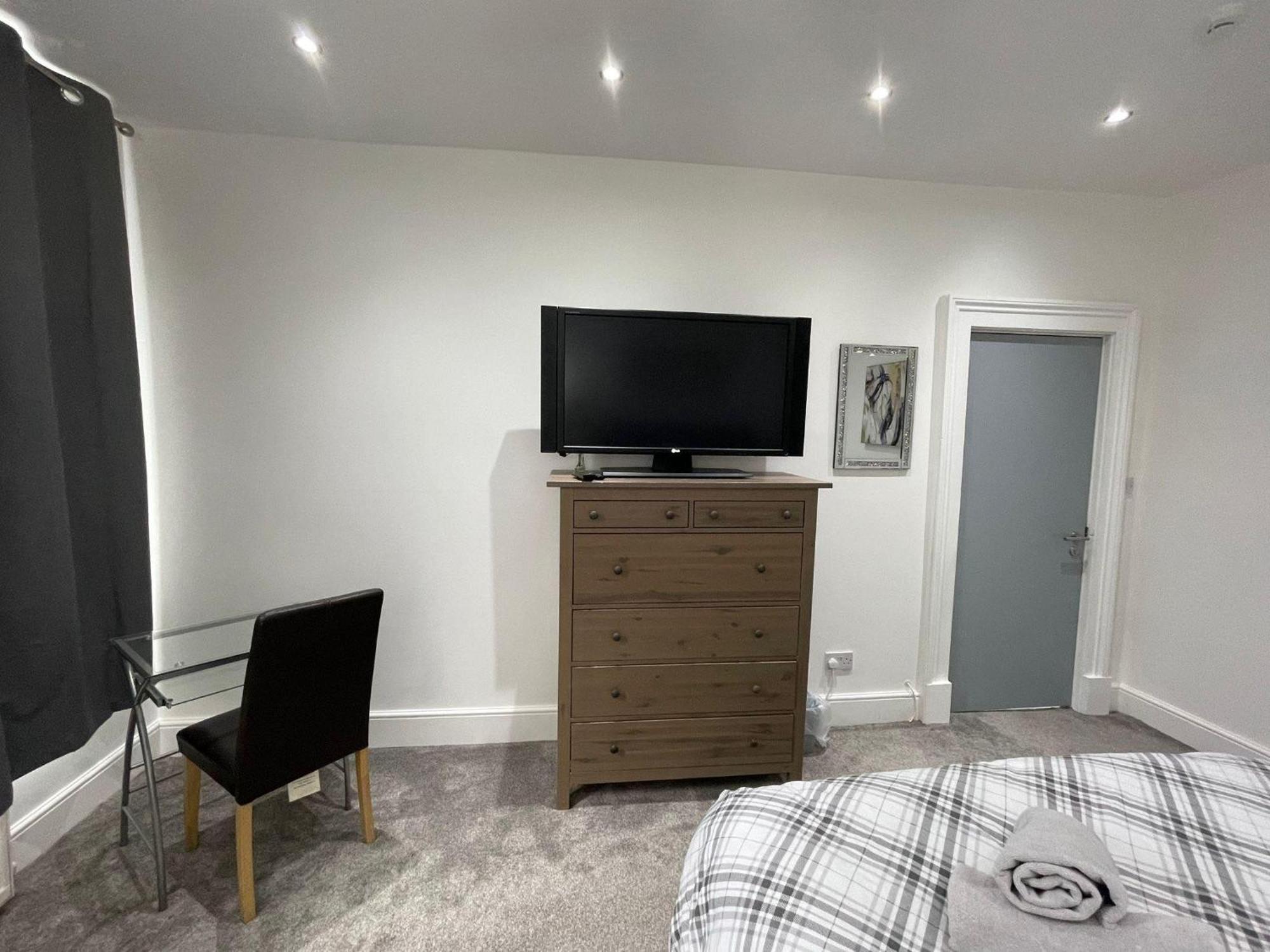 Boutique Rooms بيركينهيد المظهر الخارجي الصورة